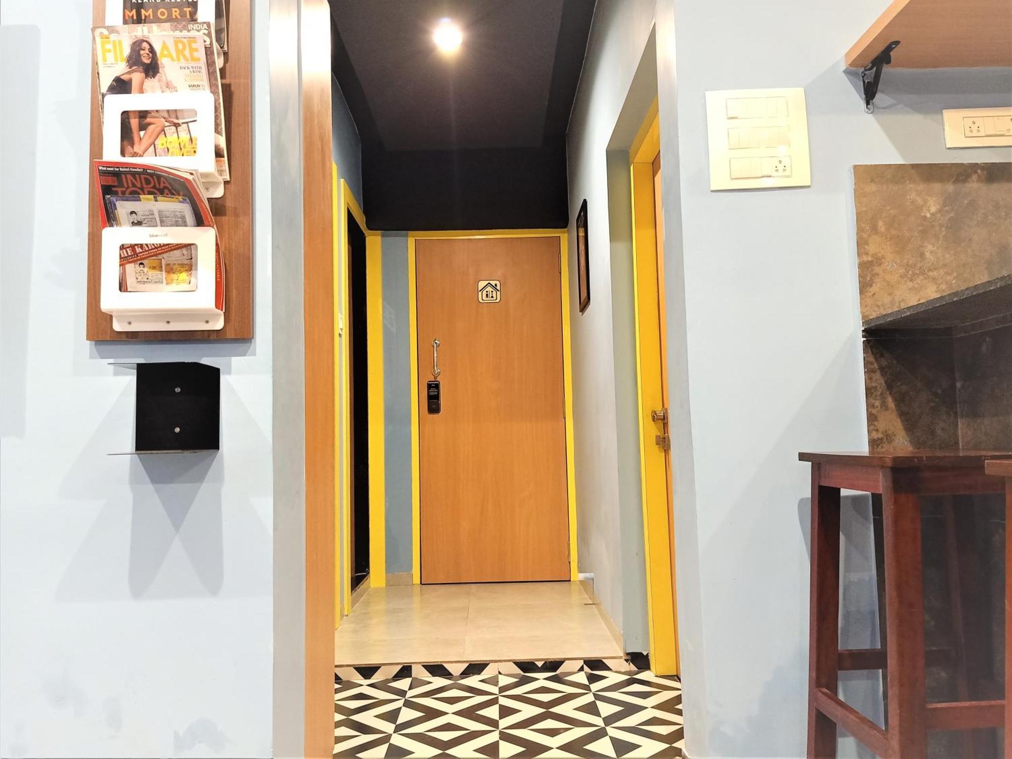 Stay Villa Hostel For Male And Female Мумбаи Экстерьер фото
