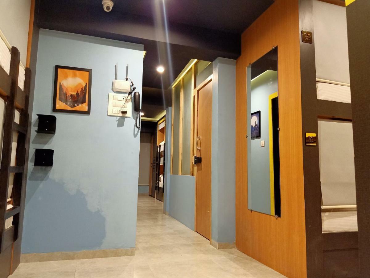 Stay Villa Hostel For Male And Female Мумбаи Экстерьер фото
