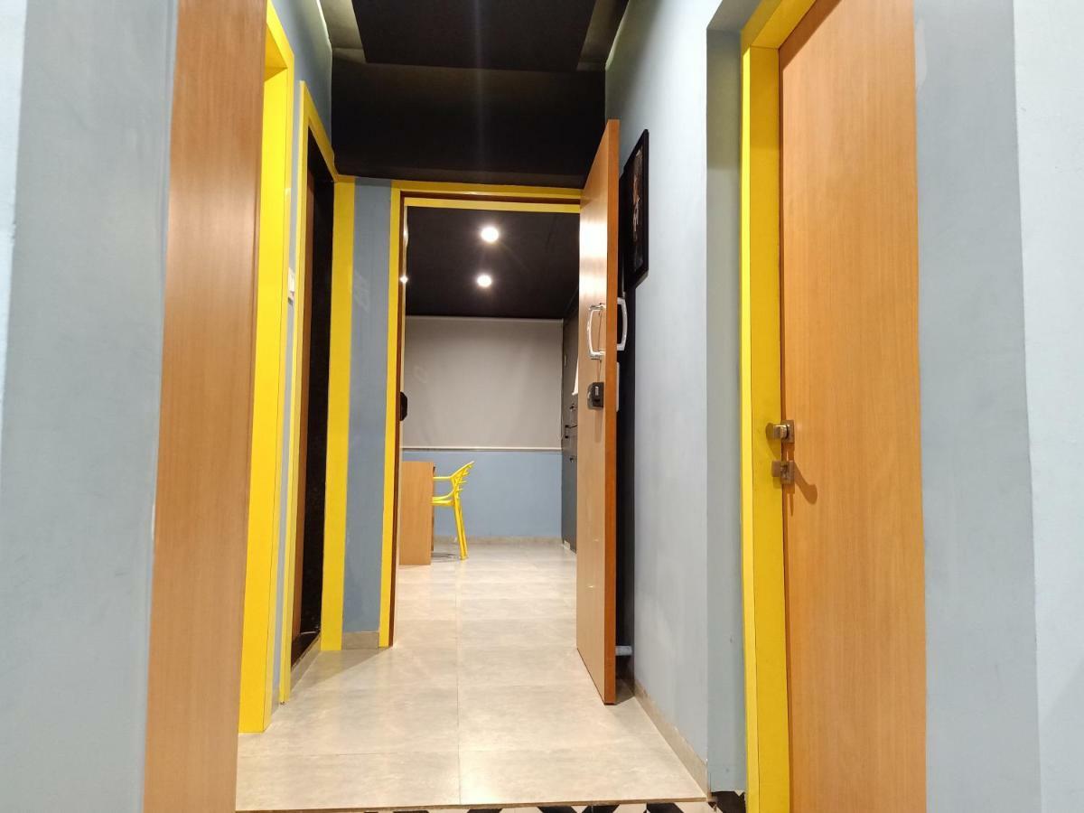 Stay Villa Hostel For Male And Female Мумбаи Экстерьер фото
